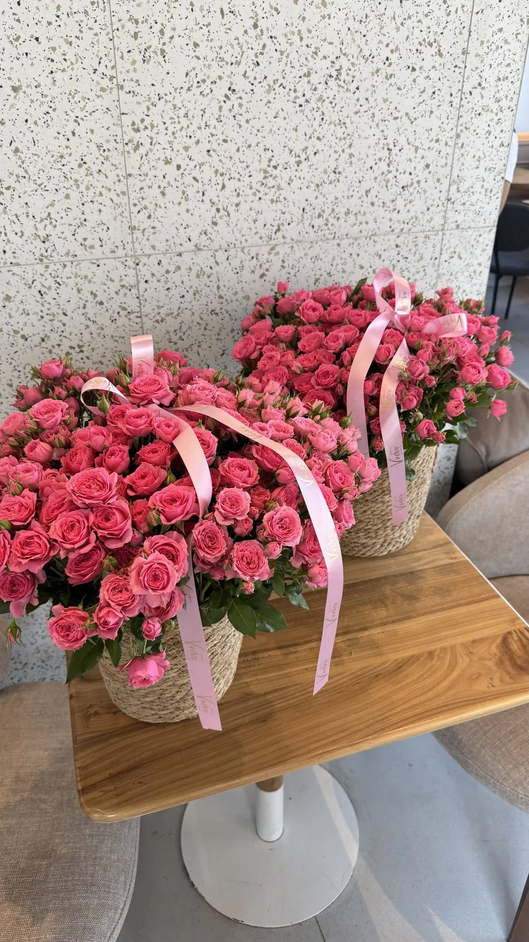 Голландские розы: сорта, отличия от эквадорских и сезонность