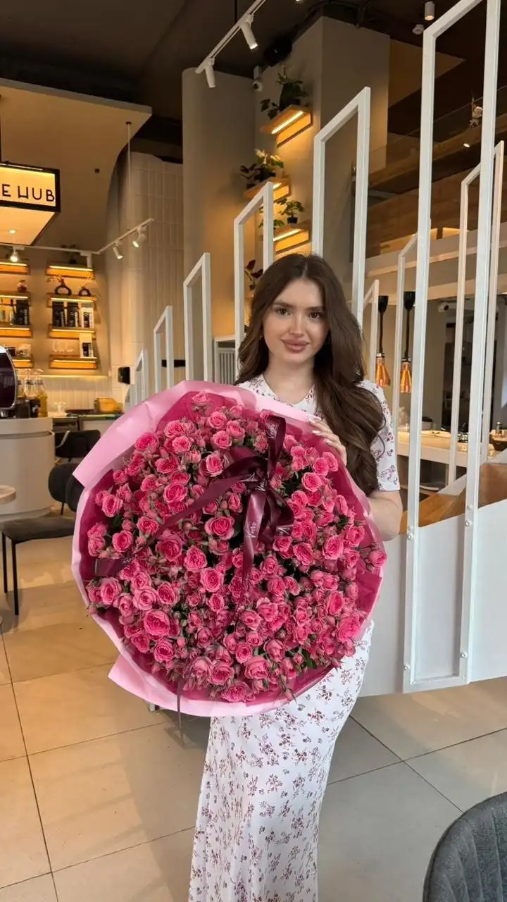 Флористическая композиция Vverx Flowers