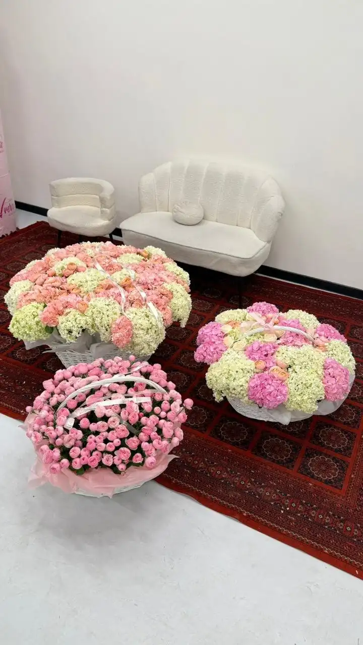 Букет Vverx Flowers — быстрая доставка по Казахстану